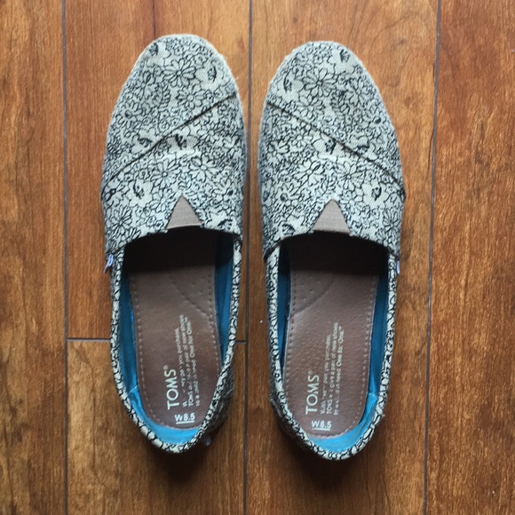 Toms Shoes - TOMS Flowered Slip Ons 8.5